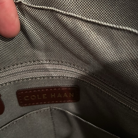 Cole Haan Grand Ambition Backpack recycled, leather. Sample - Picture 5 of 6